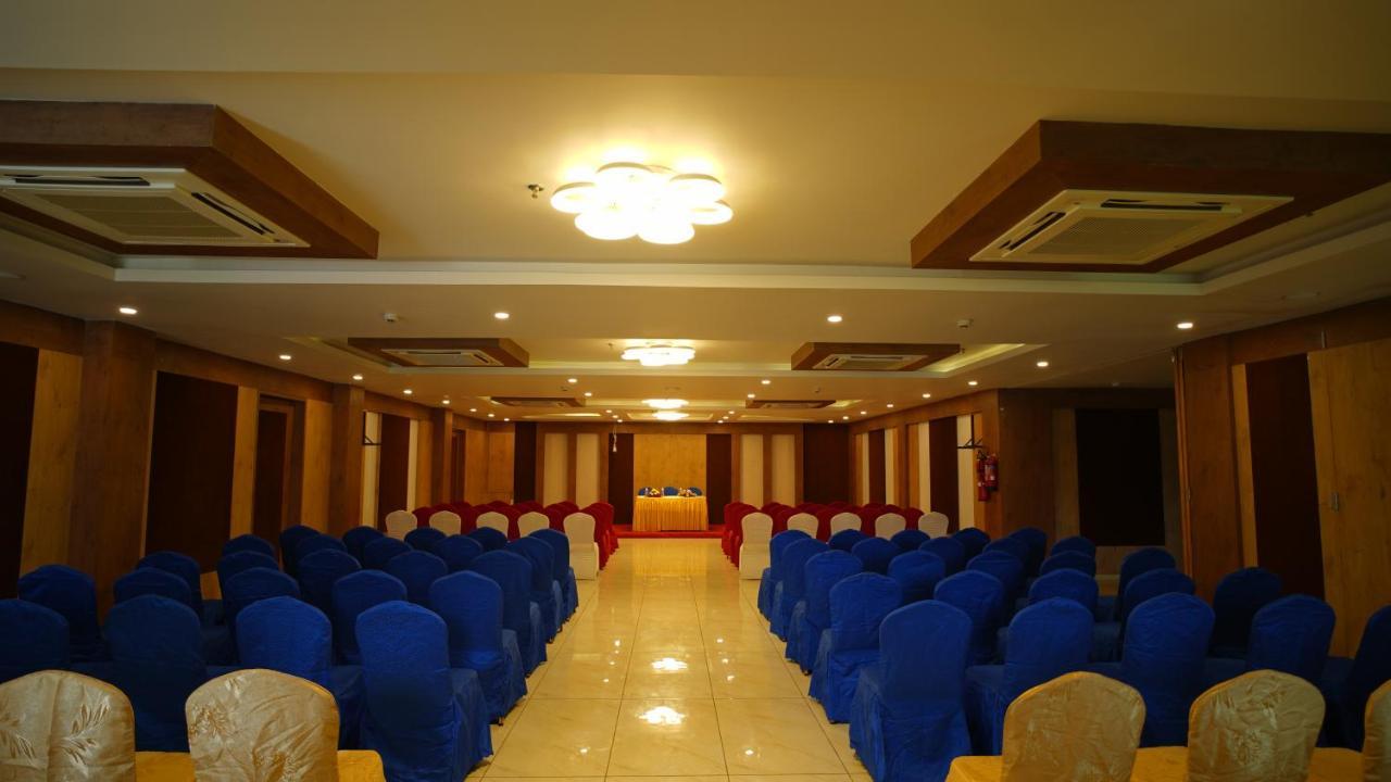 Regenta Central Somnath, Bhalpara Exterior foto