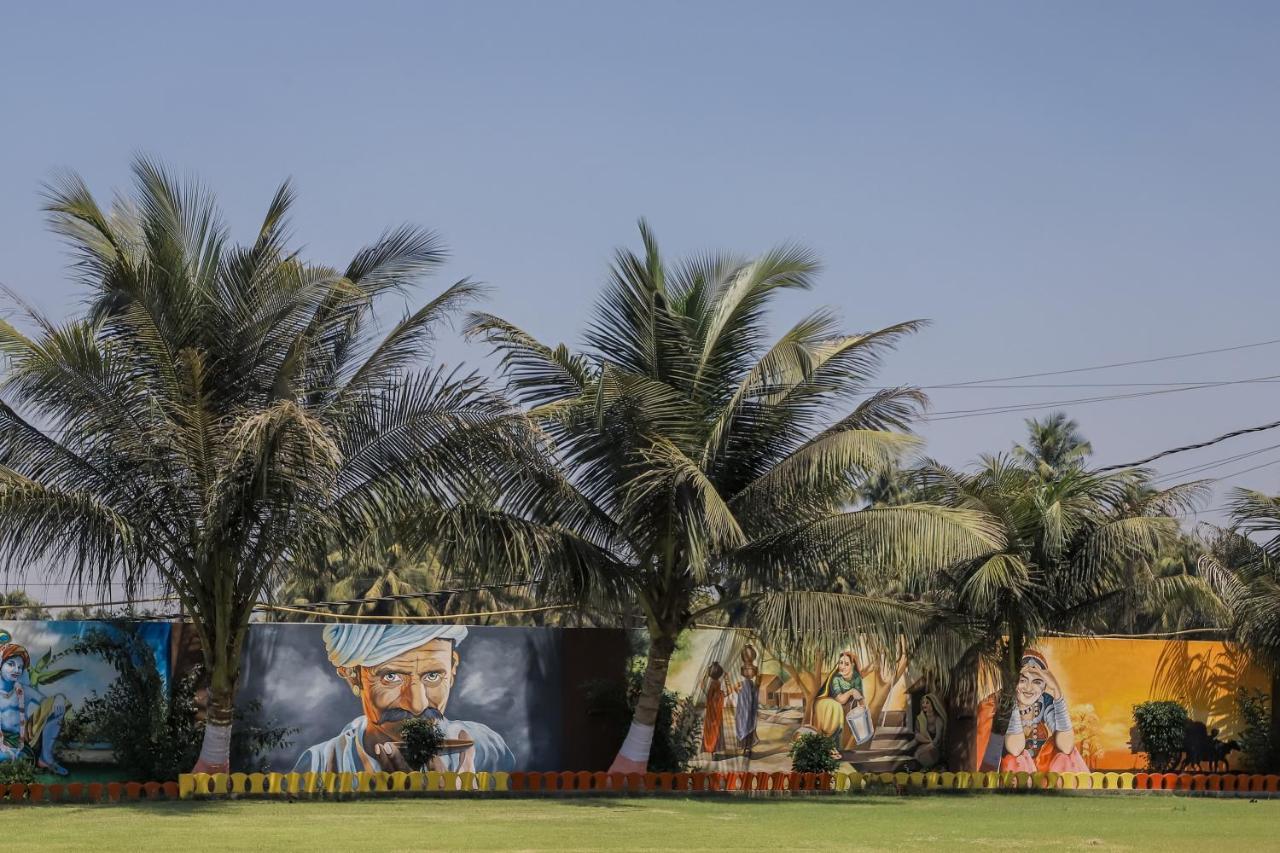 Regenta Central Somnath, Bhalpara Exterior foto